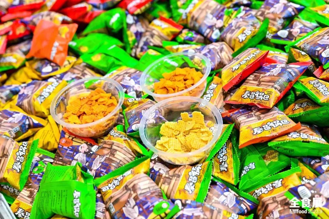 休闲食品行业市场格局分散，细分子行业大有可为