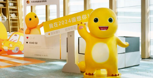 身价上亿的“奶龙”，闯进糖果零食的大门会发生什么？